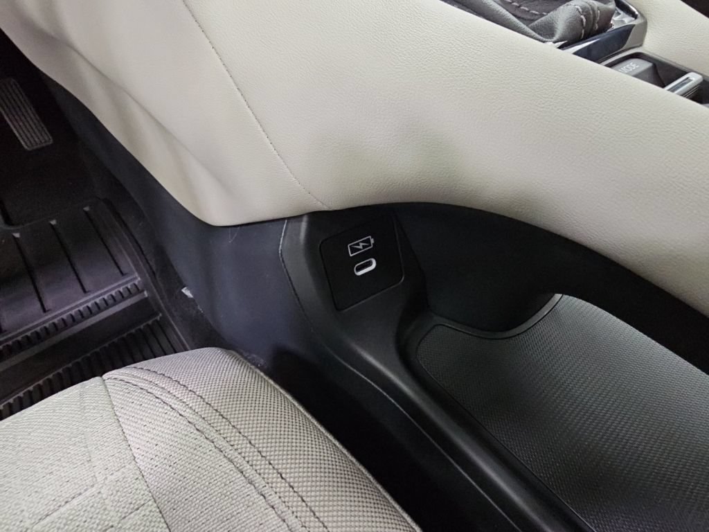 New 2027 Honda HR-V LX image 19