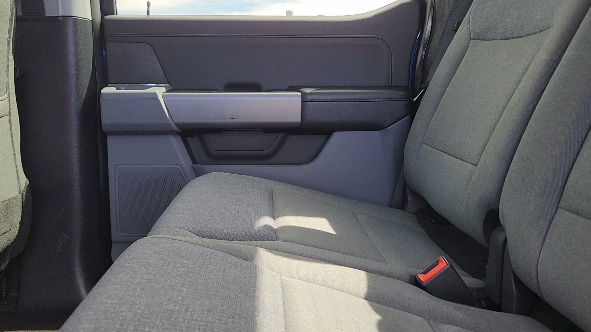 Certified 2025 Ford F150 XLT w/ Equipment Group 301A Standard AWD/4WD image 16