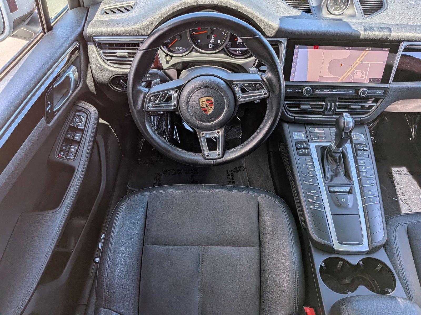 Certified 2019 Porsche Macan AWD/4WD image 16