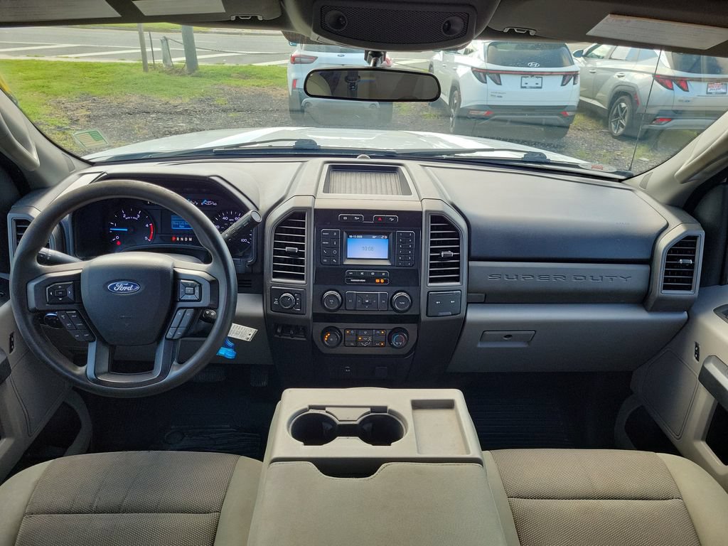 Used 2020 Ford F250 XL w/ STX Appearance Package AWD/4WD image 11