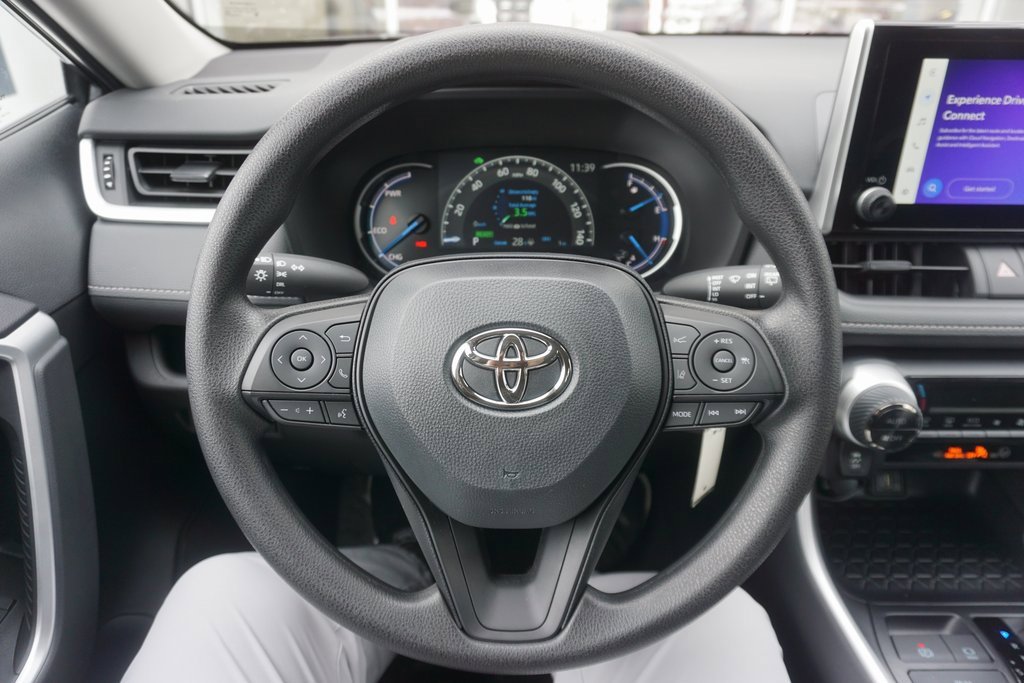 New 2025 Toyota RAV4 LE image 3