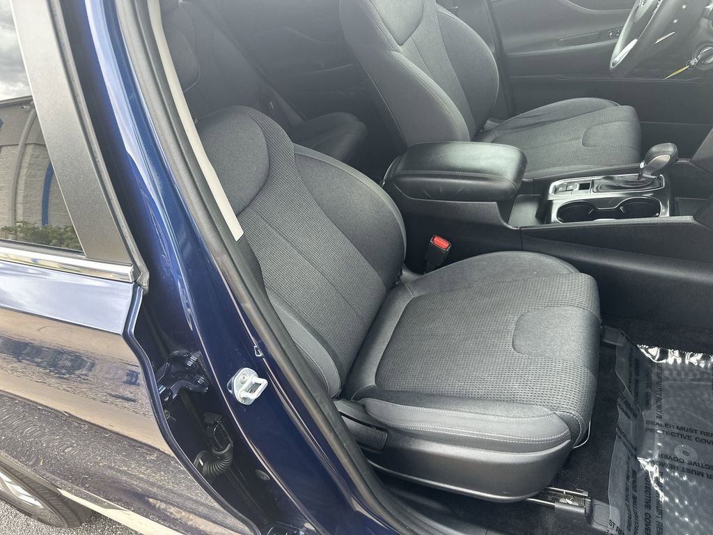 Used 2019 Hyundai Santa Fe SE FWD image 23