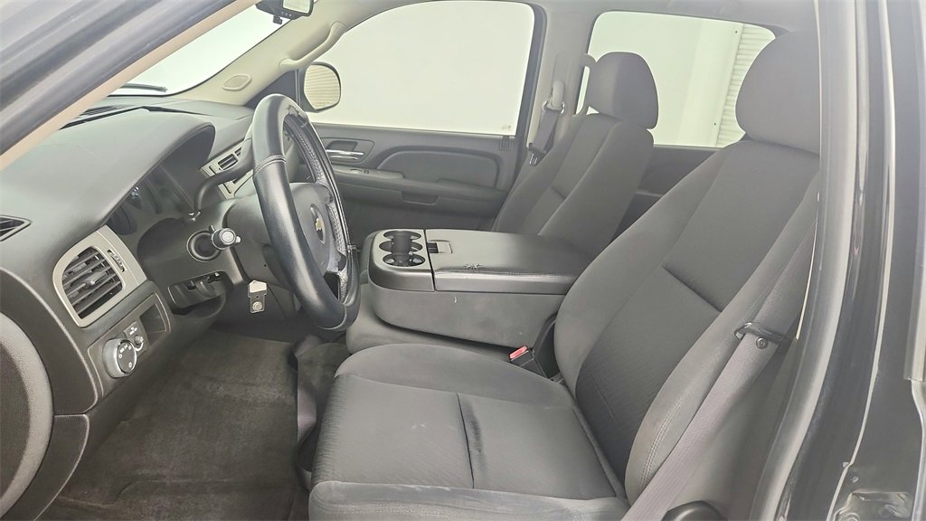Used 2009 Chevrolet Suburban LS image 15