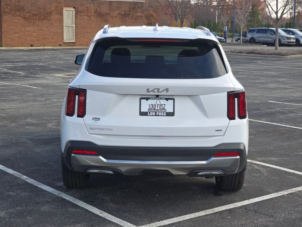 New 2026 Kia Sorento EX image 16