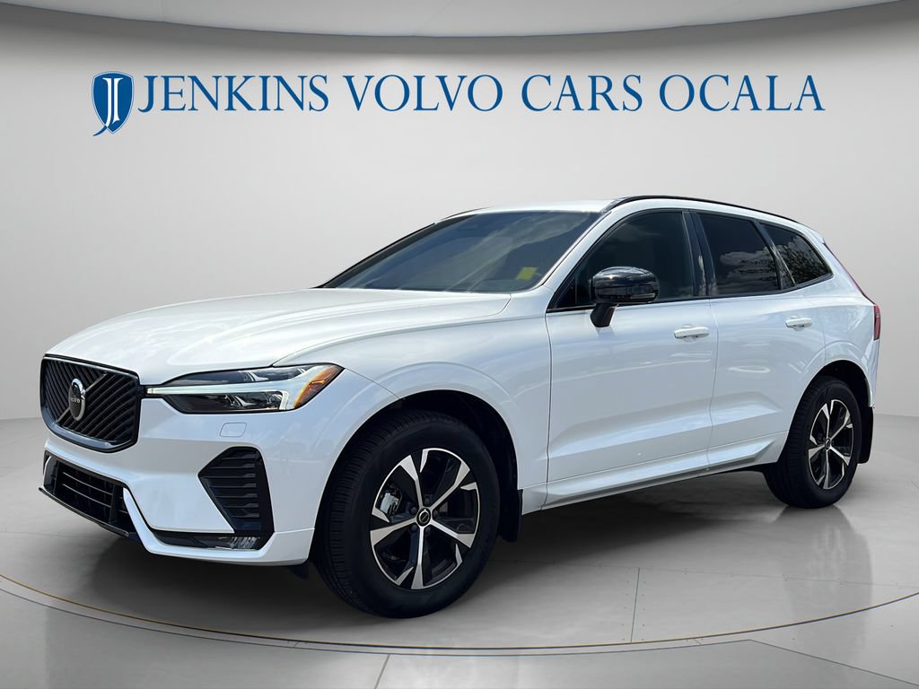 Certified 2026 Volvo XC60 B5 Core w/ Climate Package PRO AWD/4WD image 7
