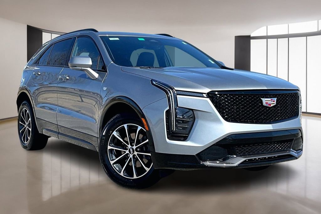 Used 2024 Cadillac XT4 Sport image 11