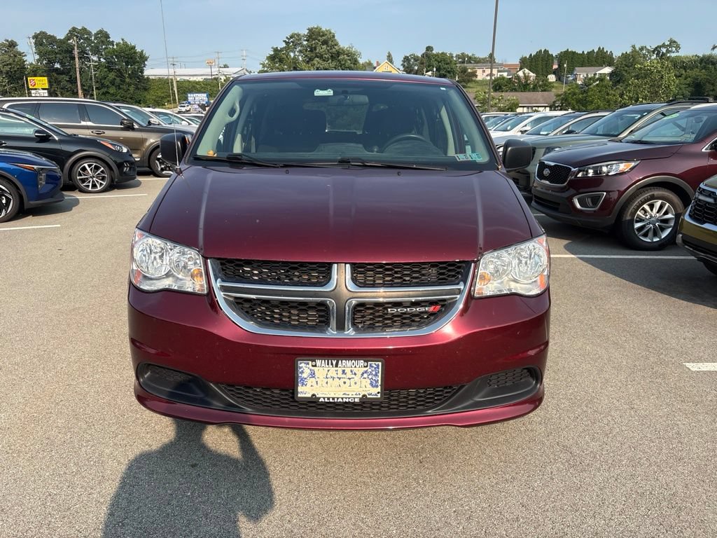Used 2017 Dodge Grand Caravan SE w/ Power Window Group FWD image 2