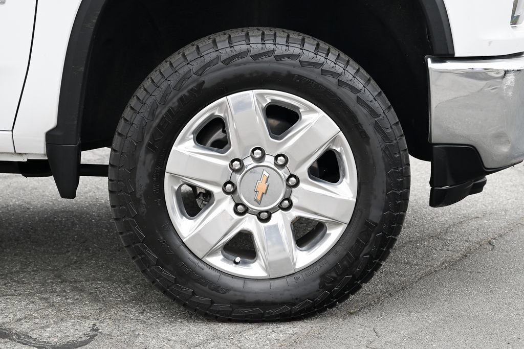 Used 2021 Chevrolet Silverado 2500 LTZ w/ LTZ Premium Package AWD/4WD image 11
