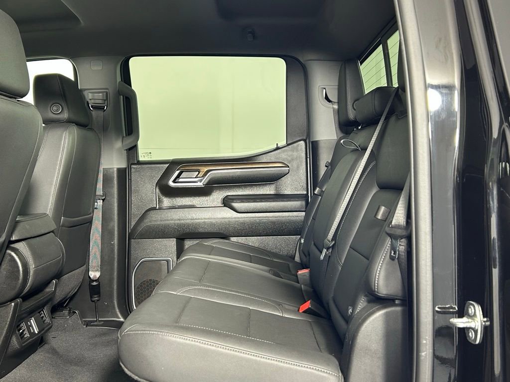 Used 2024 Chevrolet Silverado 1500 LT w/ Leather Package image 15