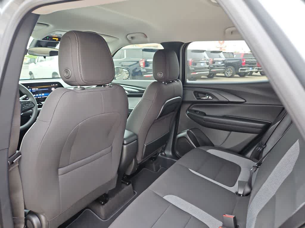 Used 2025 Chevrolet TrailBlazer LT FWD image 18
