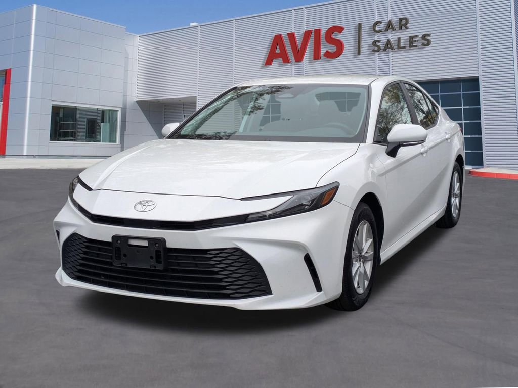 Used 2025 Toyota Camry LE FWD image 1
