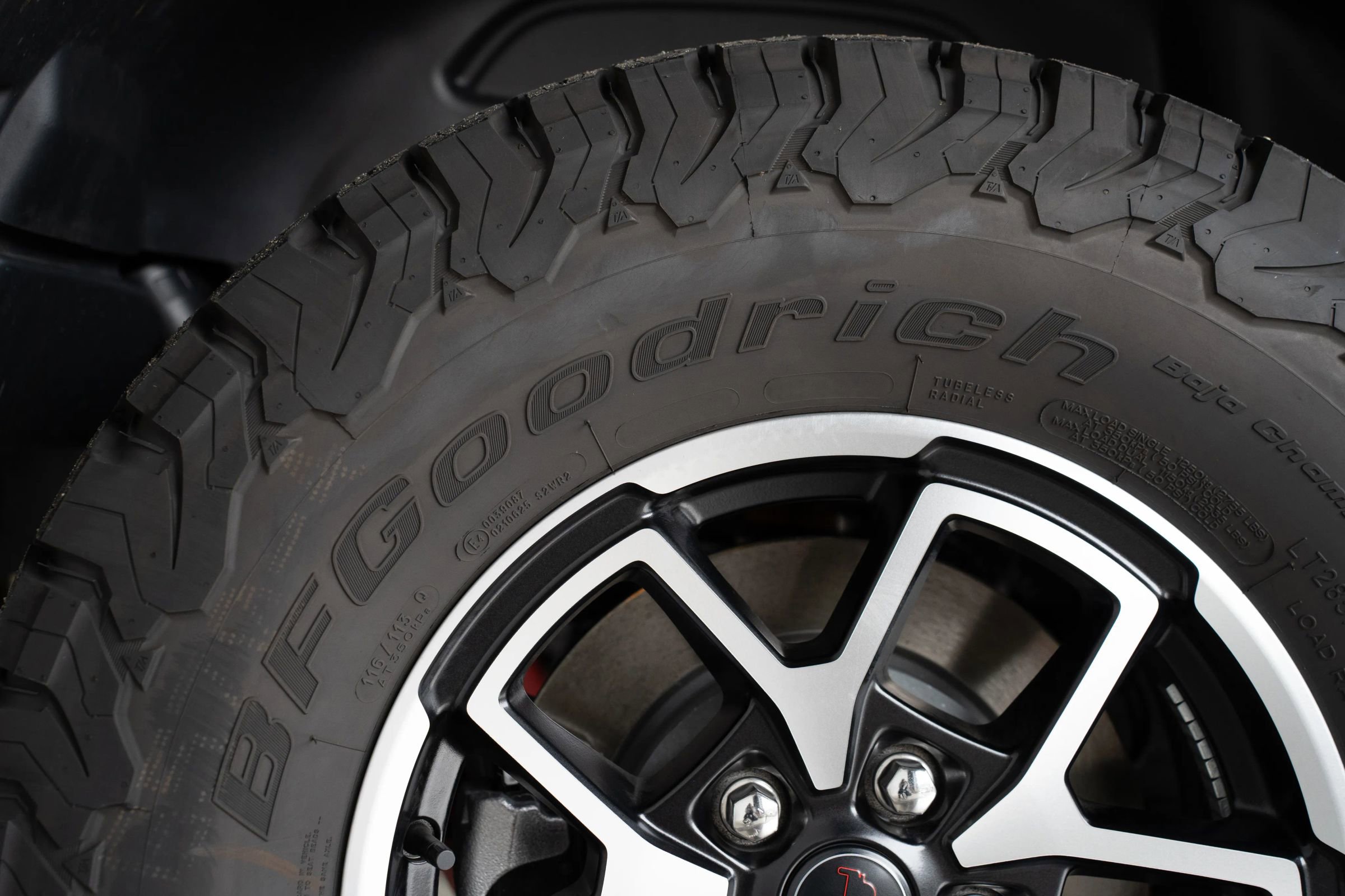 Used 2024 Jeep Wrangler Rubicon image 75