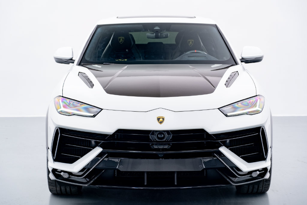 Used 2024 Lamborghini Urus Performante AWD/4WD image 5