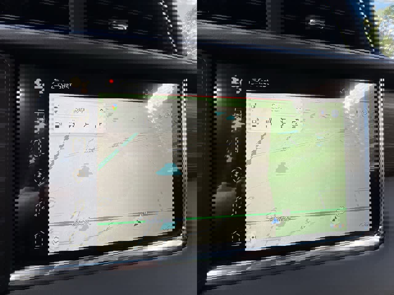 Used 2024 GMC Yukon XL Denali w/ Advanced Technology Package image 14