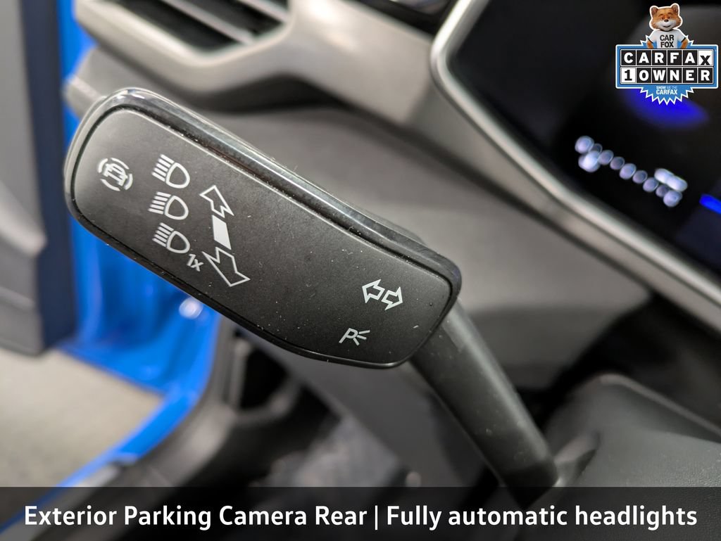 Used 2025 Volkswagen Taos SE AWD/4WD image 23