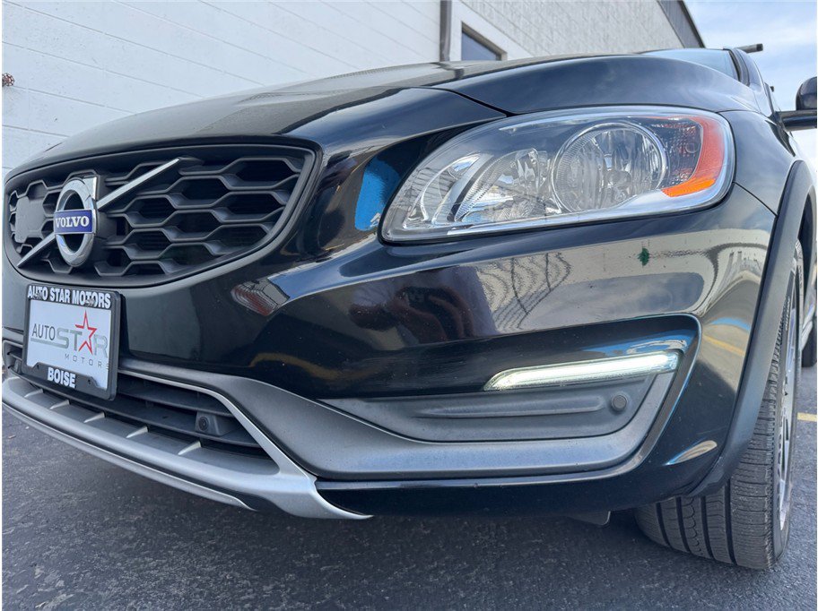 Used 2016 Volvo V60 T5 Cross Country w/ Convenience Package AWD/4WD image 46