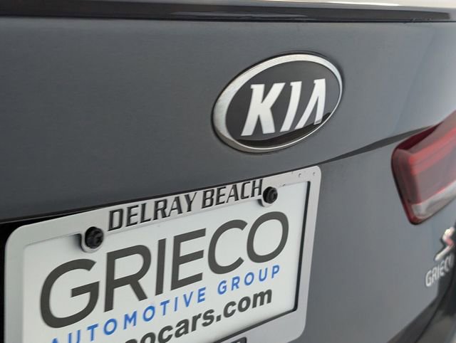 Used 2020 Kia Optima S image 11