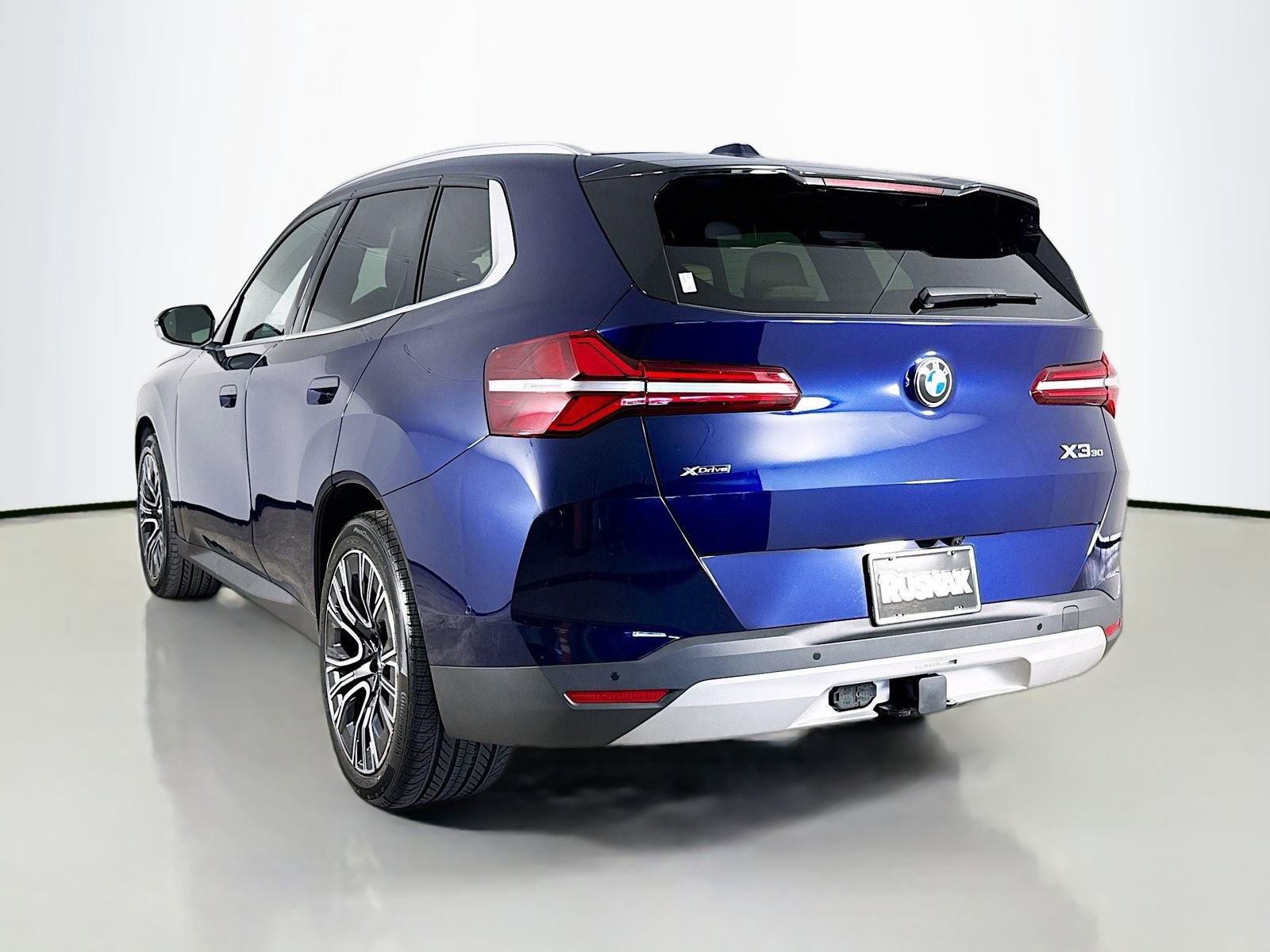 Used 2026 BMW X3 xDrive30 w/ Premium Package image 5