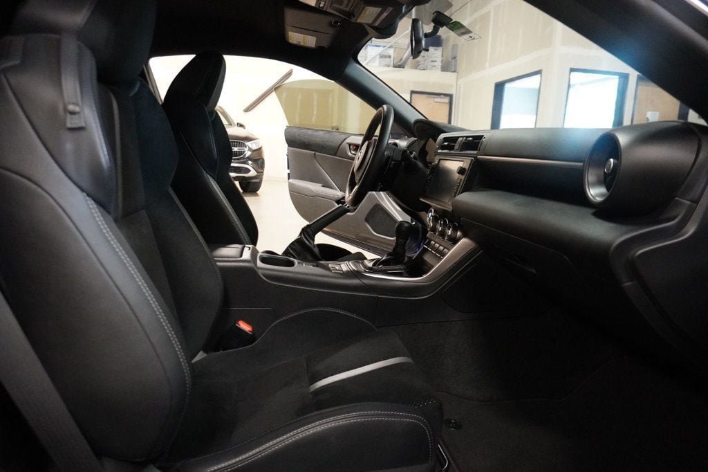 Used 2023 Toyota GR86 Premium RWD image 11