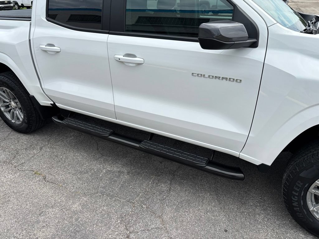 Used 2024 Chevrolet Colorado LT w/ LT Convenience Package II RWD image 13
