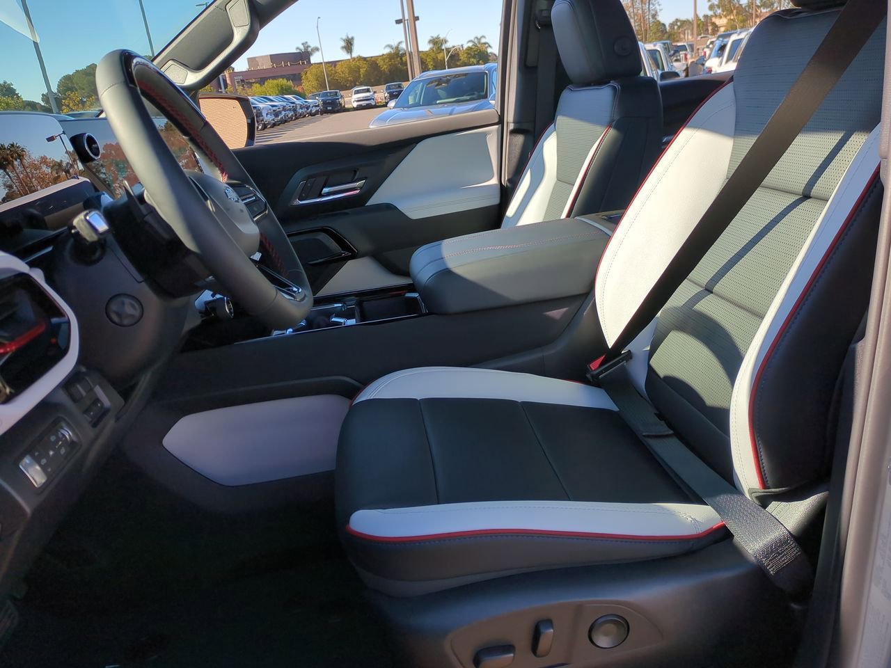 New 2025 Chevrolet Silverado EV RST image 19