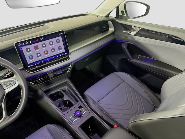 New 2026 Volkswagen Tiguan SE AWD/4WD image 24
