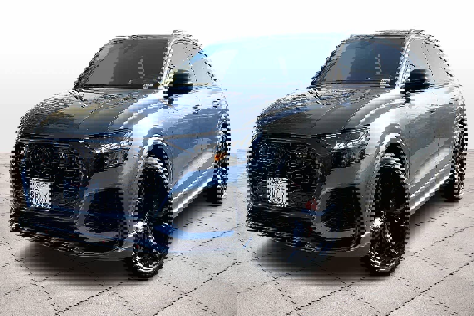 Used 2020 Audi RS Q8 w/ Carbon Optic Package image 1