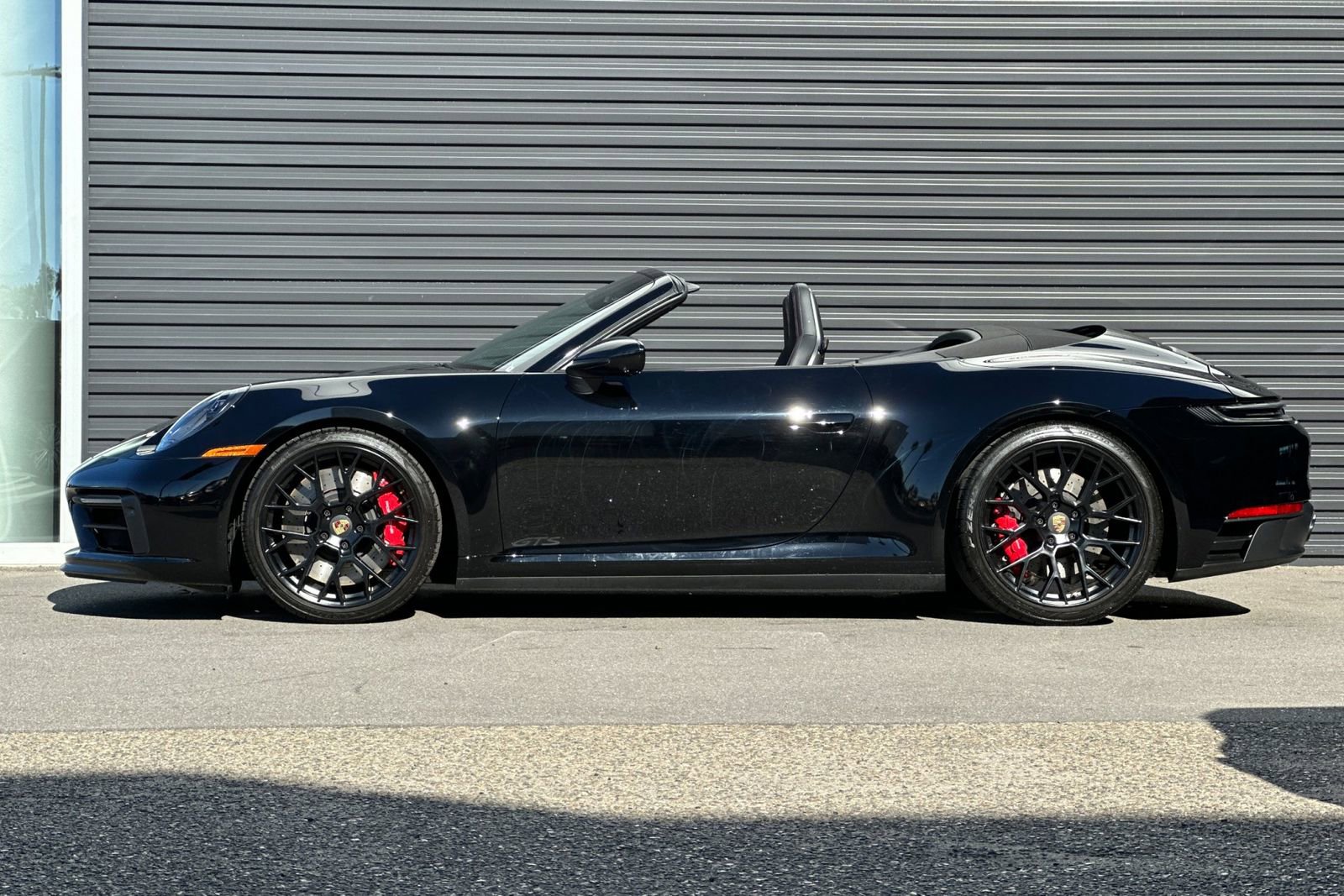 Used 2023 Porsche 911 Carrera 4 GTS image 2