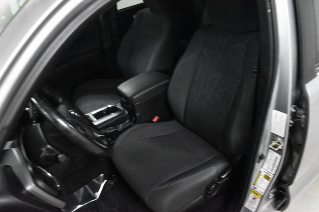 Used 2016 Toyota Tacoma TRD Sport image 12