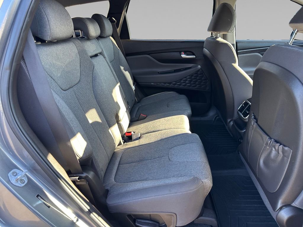 Used 2019 Hyundai Santa Fe SEL image 17