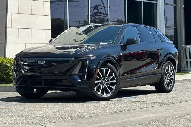 Certified 2024 Cadillac Lyriq Sport RWD image 9