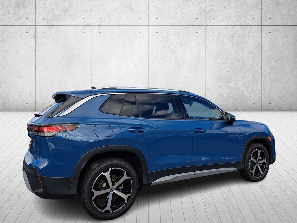 New 2025 Volkswagen Tiguan SE image 5