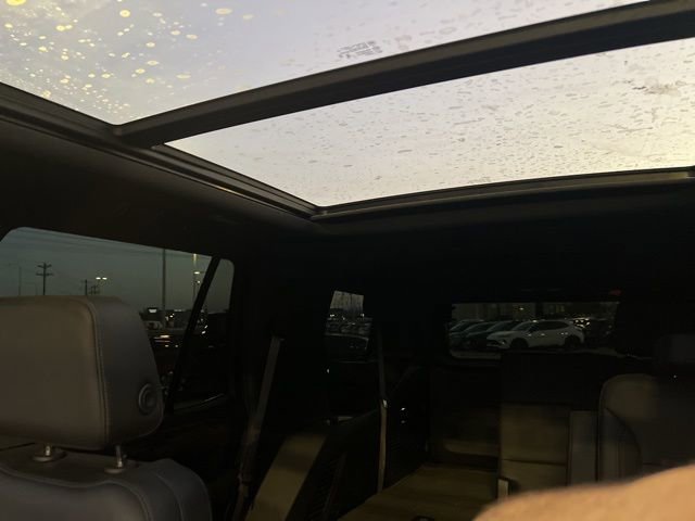 Used 2023 Chevrolet Tahoe Z71 w/ Luxury Package image 15