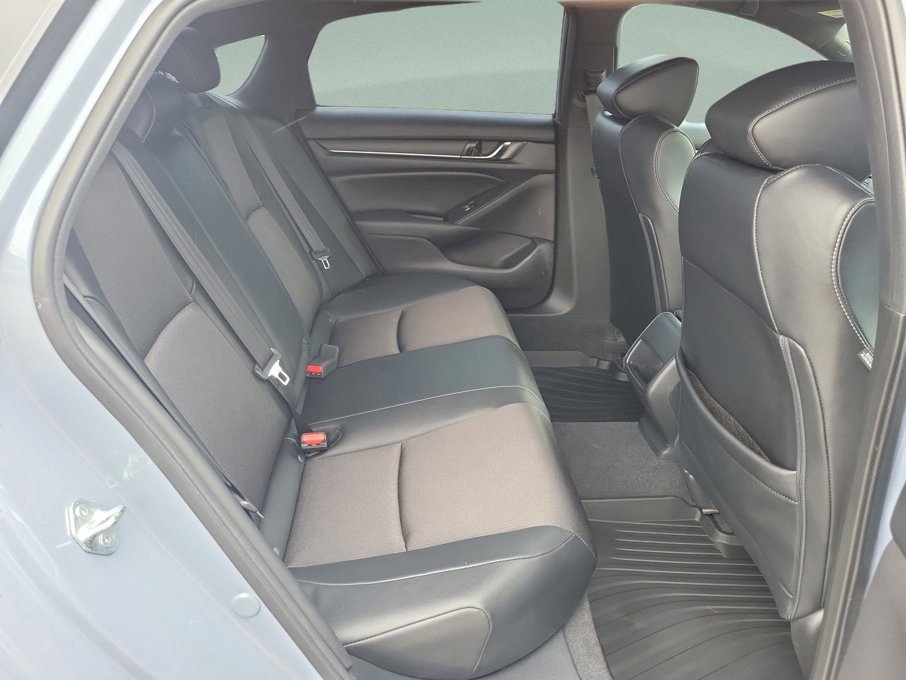 Used 2022 Honda Accord Sport image 10