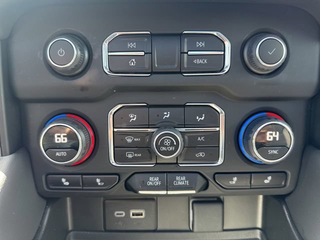 Used 2023 Chevrolet Tahoe RST w/ Luxury Package AWD/4WD image 9