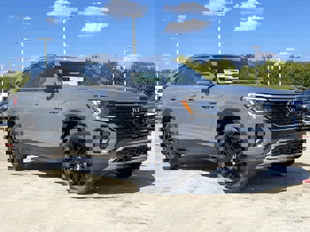 New 2026 Volkswagen Atlas Cross Sport SE image 5