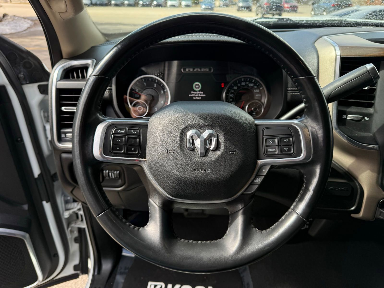 Used 2022 RAM 2500 Laramie AWD/4WD image 12