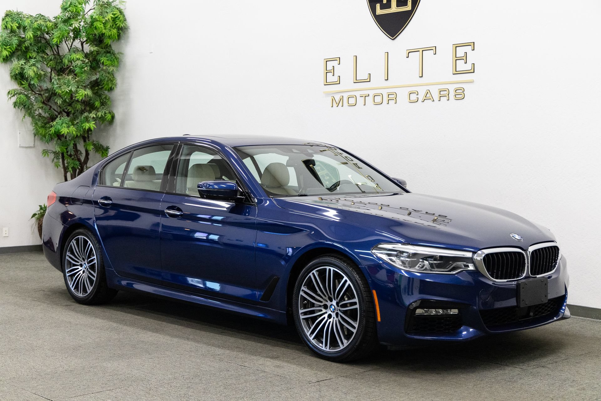 Used 2017 BMW 540i RWD image 9