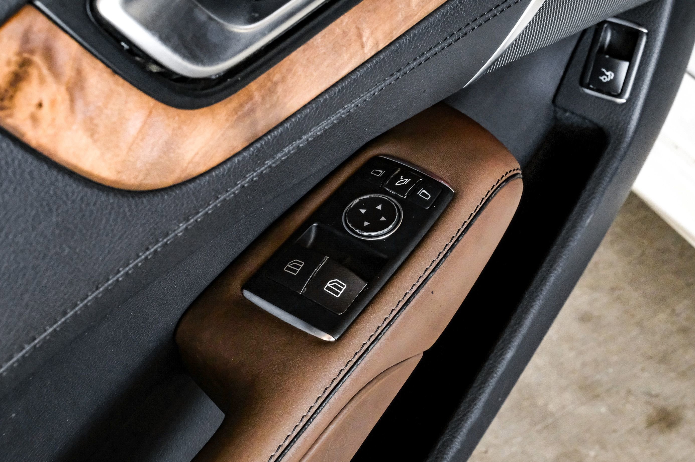 Used 2016 Mercedes-Benz SL 400 image 37