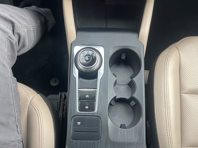 Used 2022 Ford Escape SEL image 28