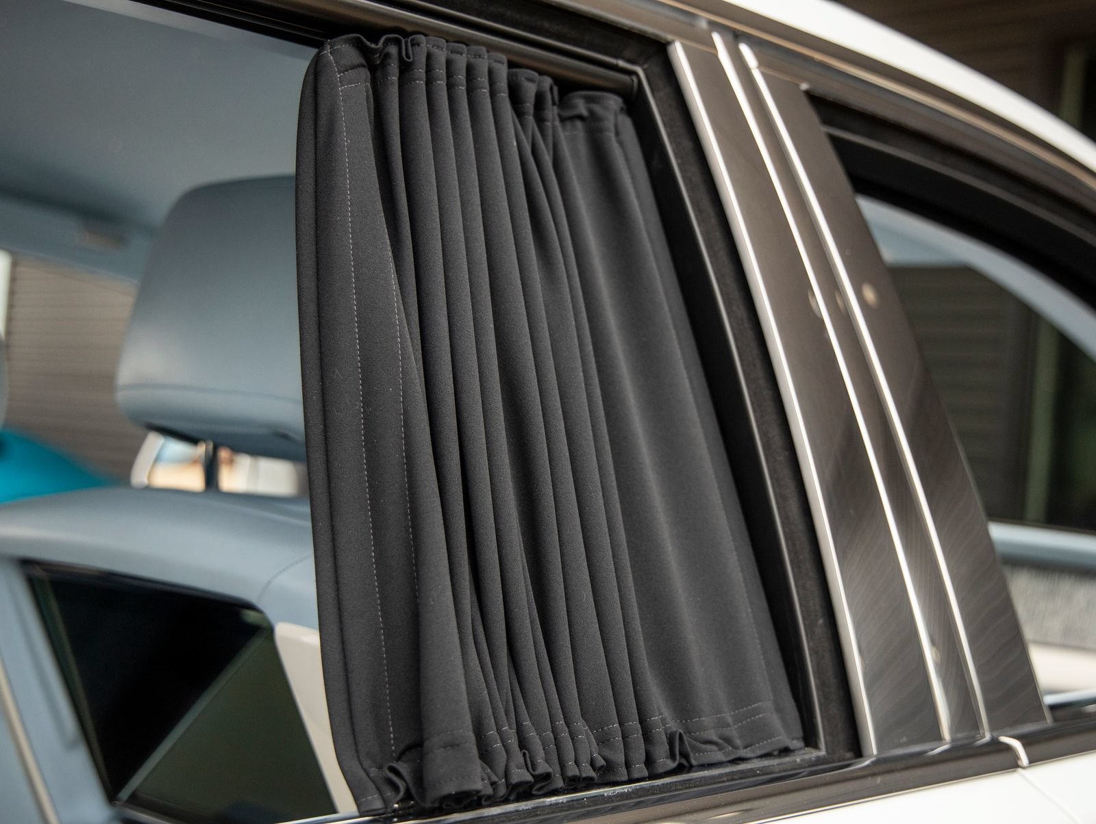 Used 2023 Rolls-Royce Phantom Extended Wheelbase w/ Leather Finishing Pack RWD image 68