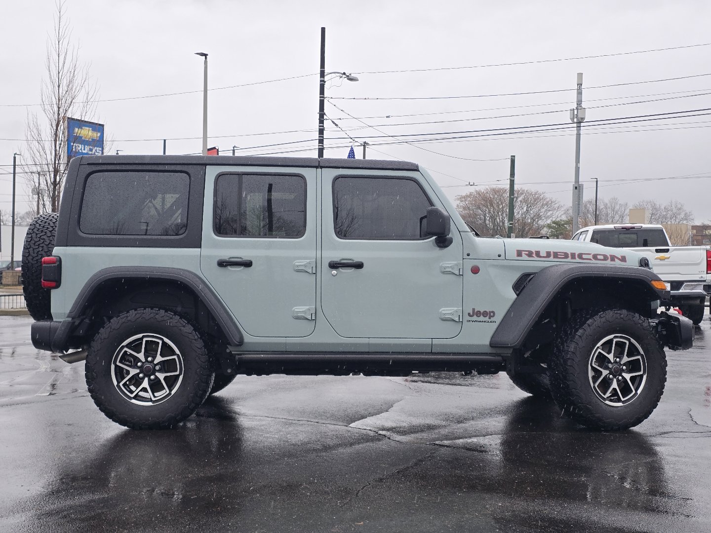Used 2024 Jeep Wrangler Unlimited Rubicon w/ Safety Group image 28