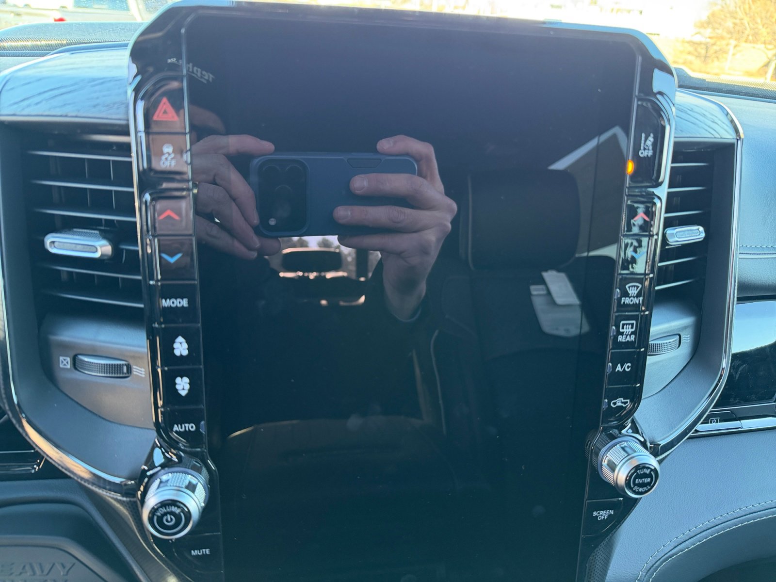 New 2026 RAM 2500 Limited image 13