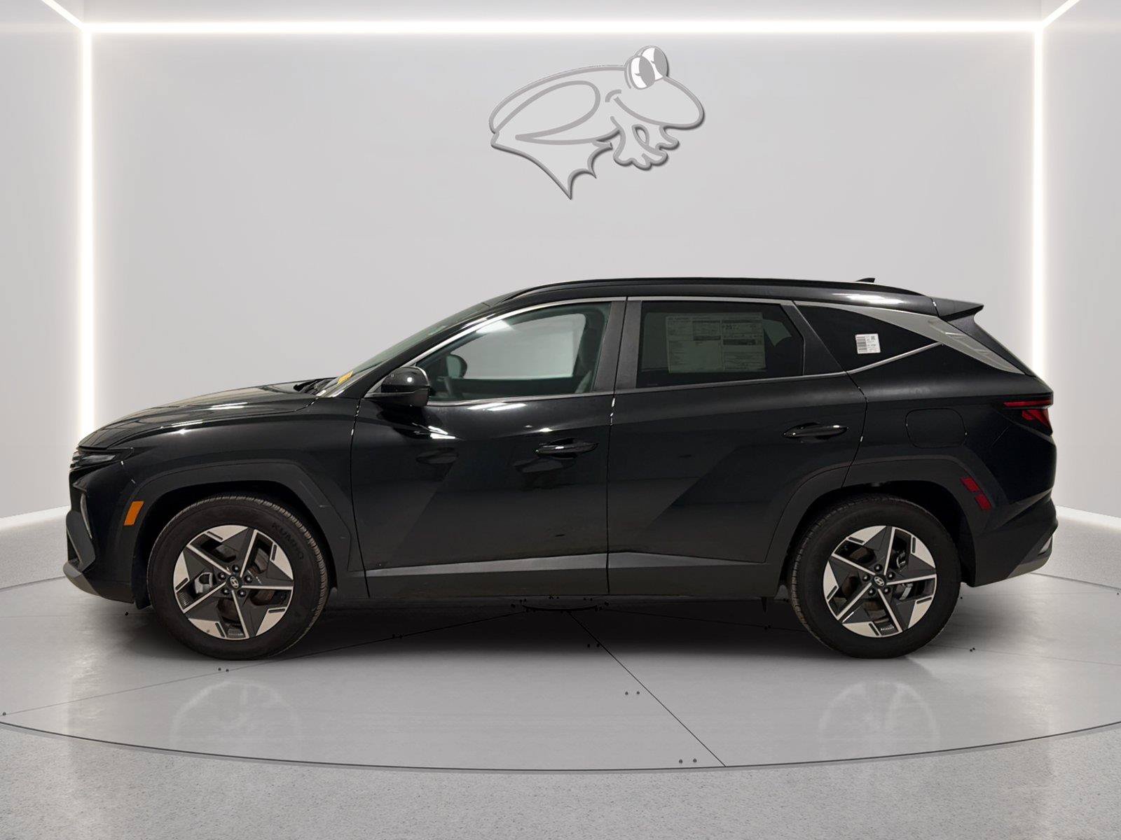 Used 2026 Hyundai Tucson SEL Plus FWD image 2