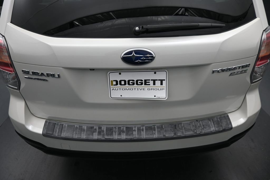 Used 2017 Subaru Forester 2.5i Premium AWD/4WD image 23