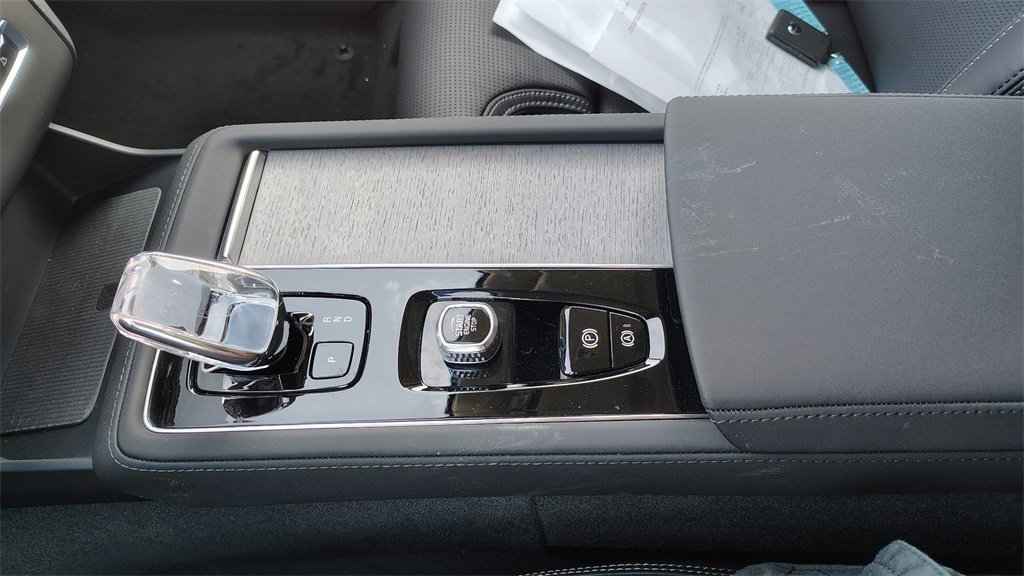 New 2026 Volvo XC90 B6 Ultra image 23