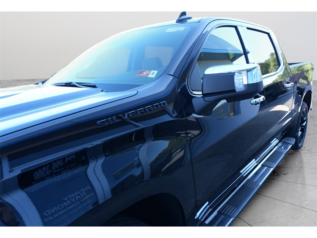 New 2026 Chevrolet Silverado 1500 LTZ w/ LTZ Convenience Package II image 13