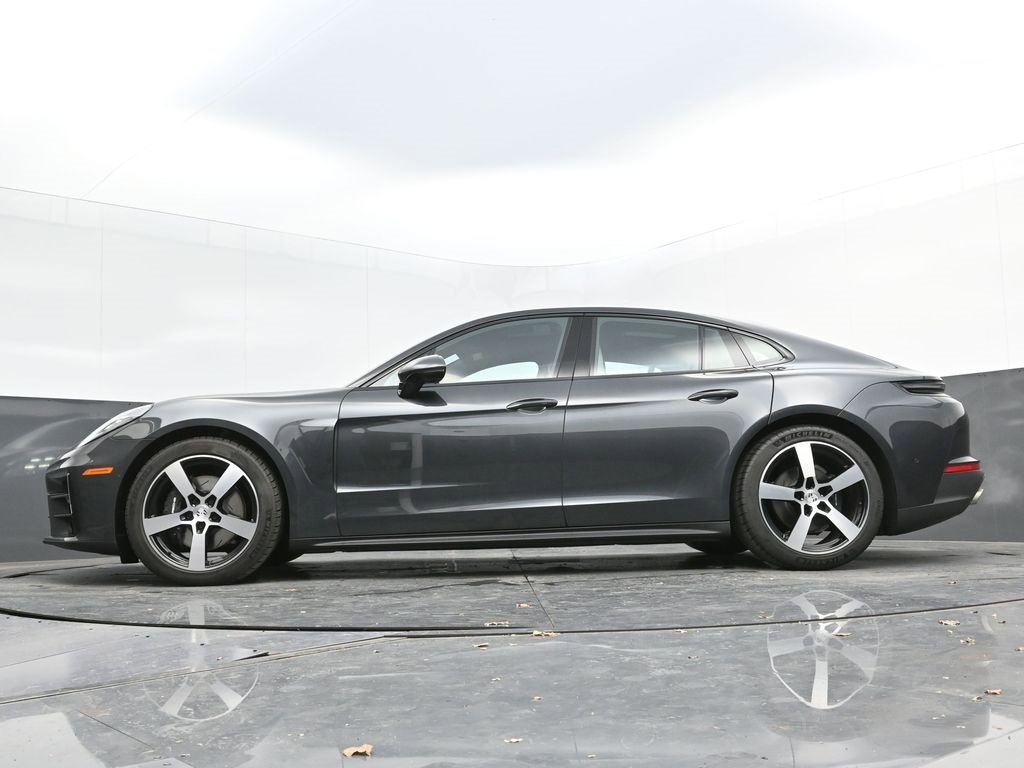 New 2025 Porsche Panamera image 33