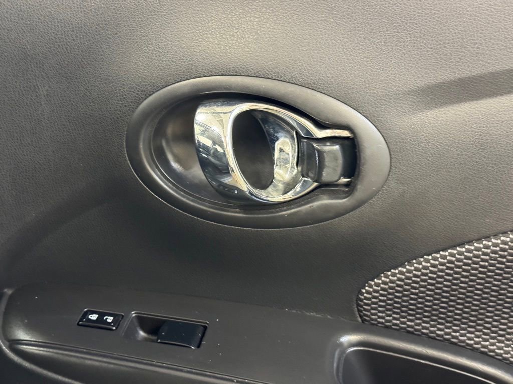 Used 2019 Nissan Versa SV FWD image 29