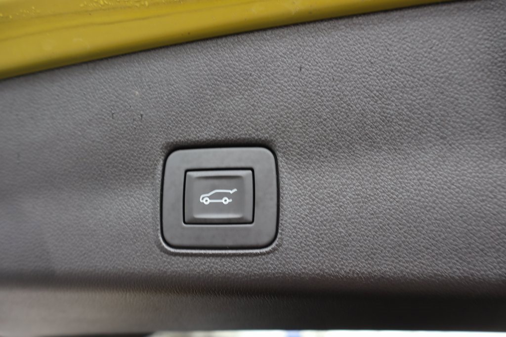 Used 2023 Chevrolet TrailBlazer ACTIV w/ Sun and Liftgate Package image 25